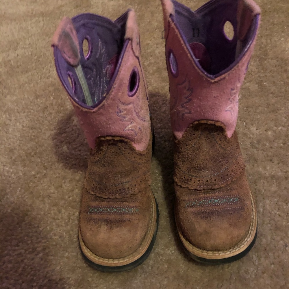 Ariat slip on boots 11